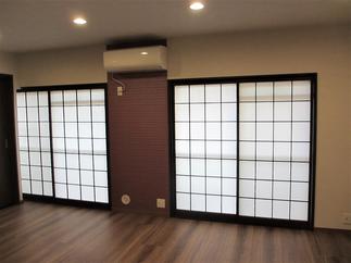二間続きだった和室を洋室の一部屋にして広く快適な部屋に！