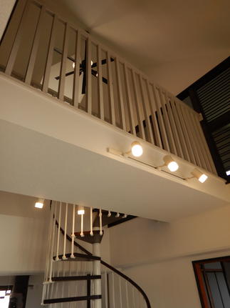 オシャレなラセン階段になりました