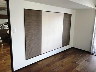 絵を飾っているようです♪