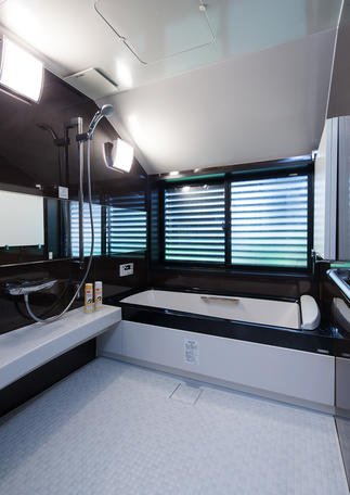 LIXILシステムバスルーム　スパージュ