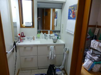 洗面脱衣室　施工前