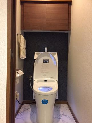 LIXIL便器アステオ・LIXILアッパーキャビネット