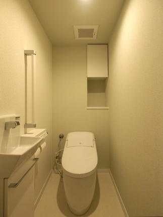 トイレ(プレアス)