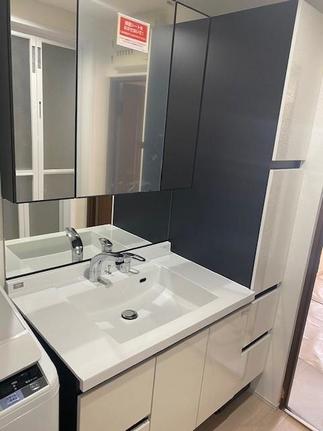 施工後 洗面化粧台 ルミシス