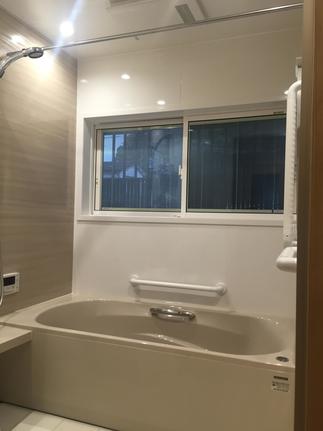 明るく暖かくなった浴槽