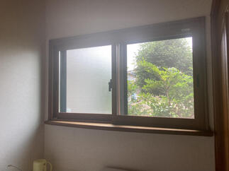 トイレの窓にも内窓インプラス