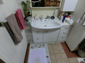 洗面台　施工前