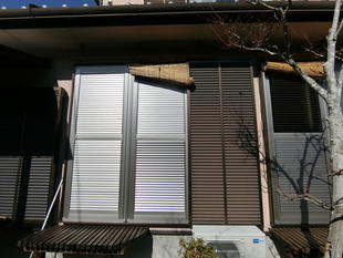 台風対策に！採風雨戸♫