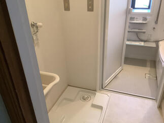 脱衣所もスッキリ