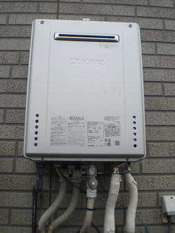 給湯器2.JPG