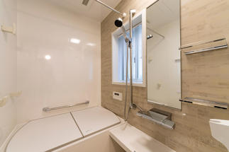 冷たい在来浴室を暖かいユニットバスへ