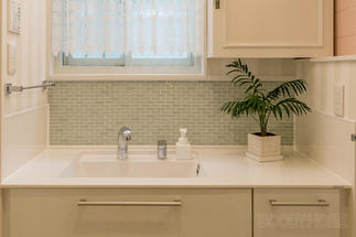 モザイクタイルでお洒落に、掃除も楽に