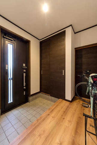 採風タイプのリシェントにして、玄関からカビ対策