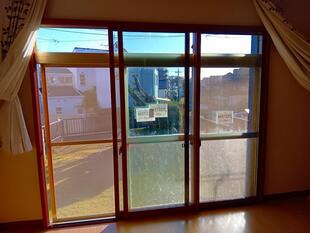 八千代市　補助金継続　３枚建ランマ付き引き違い掃き出しサッシにもインプラス取り付け可能