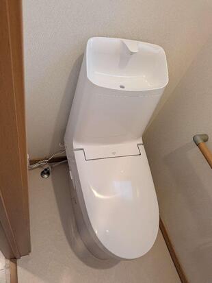 千葉市稲毛区　リクシルアメージュシャワートイレ　トイレ交換して節水エコ