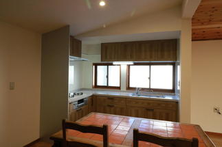 Ｌ型キッチンで機能的に