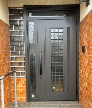 朝霞市U様邸玄関リシェント設置工事