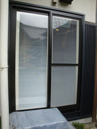 浴室外から（ブラインドインサッシ）