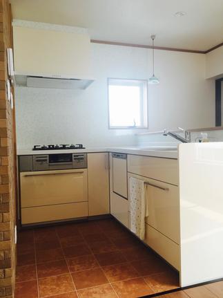 L型のキッチンで作業効率がUPします