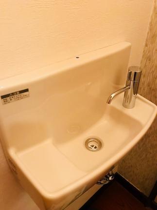 コンパクトな手洗い器