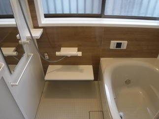 ユニットバス室内