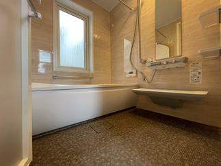 TOTOシステムバスルーム サザナでお手入れ簡単なユニットバスに！