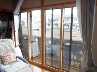 リビングにもインプラスを設置