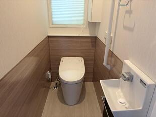 タカラスタンダードの『ホーロークリーントイレパネル』でお掃除楽々♪