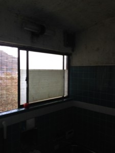 浴室窓-225x300.jpg