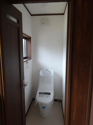 トイレの位置を変更