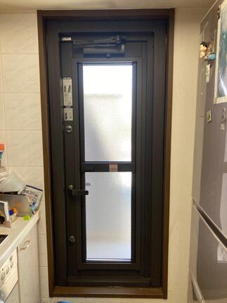 【After】LIXILリシェント勝手口ドア　断熱仕様
