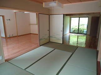 段差のない部屋とのつながり