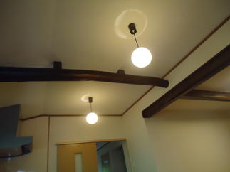 キッチンの照明にもこだわってます
