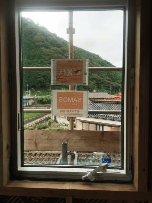 窓.JPG