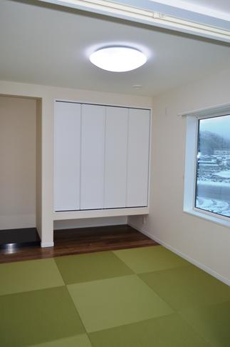 縁のない畳を使用