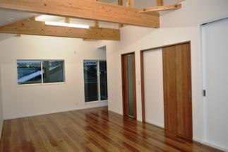 ２階フリースペースです！！