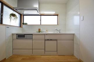 L型キッチンからI型キッチンへ