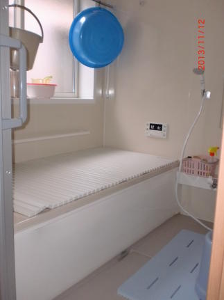 明るく飽きのこない色合いに。