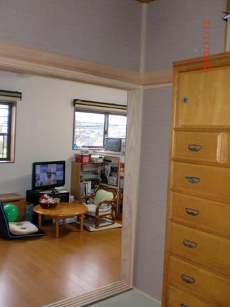 リビングからすぐにおやすみなさい。