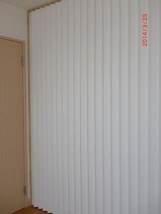 子ども部屋も2つに分けて、アコーディオンカーテン！！