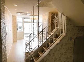 エレガントインテリアでコーディネートした事務所