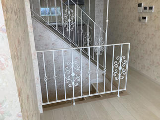 こだわりの階段手摺