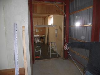 倉庫内部・間仕切工事