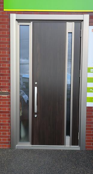 玄関ドア取替工事