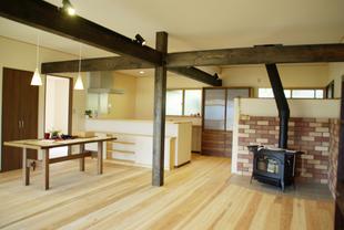 薪ストーブのある暖かい家へ