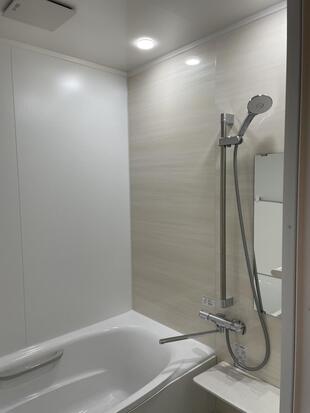 二階のお風呂を１階に新設、楽しいバスタイムをお楽しみください！！