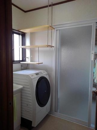 造作で棚をつけました。