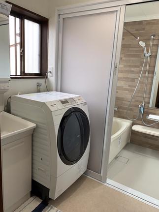 折れ戸から引き戸に