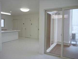 リビング・テラス