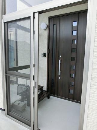 LIXIL　断熱玄関ドア　ジエスタ 